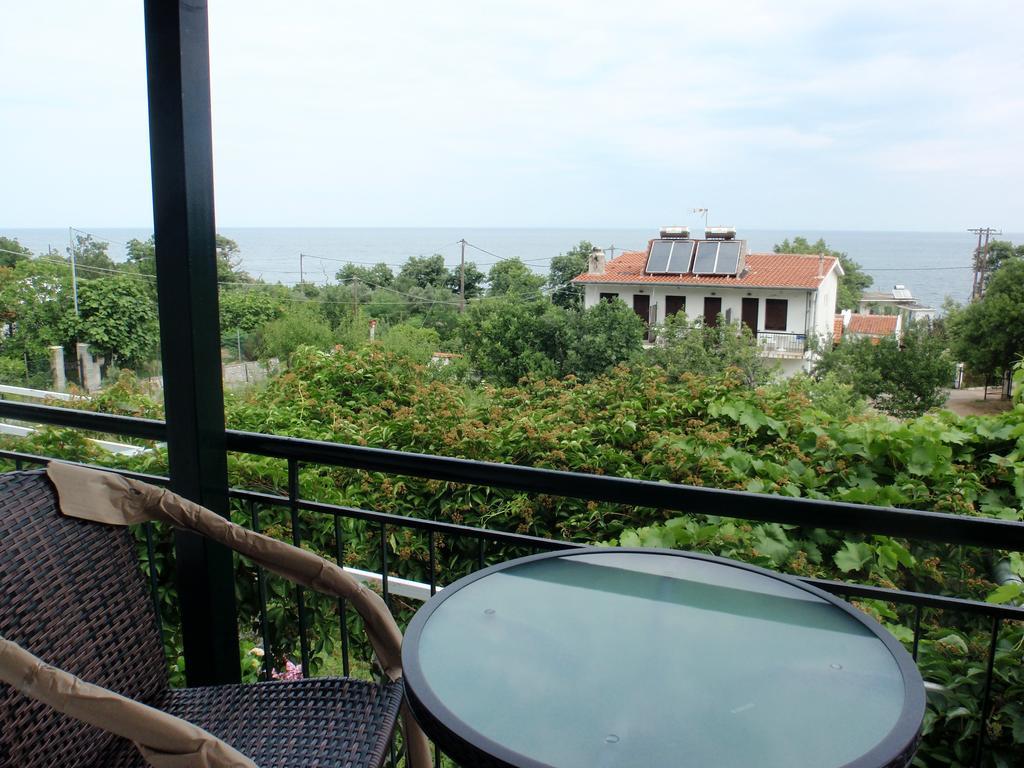 Petrouda'S Apartments Samothraki Bagian luar foto