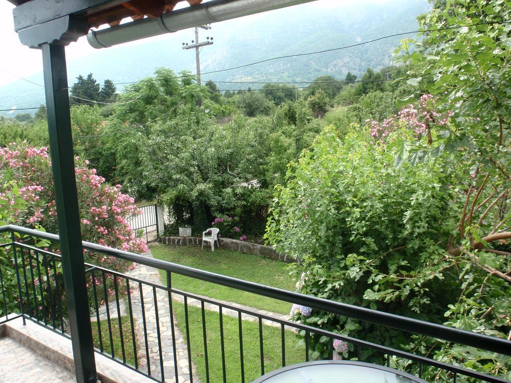 Petrouda'S Apartments Samothraki Bagian luar foto